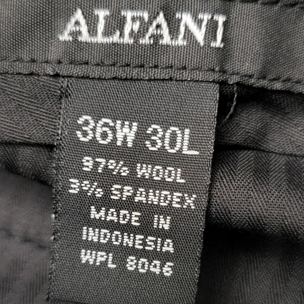 Men's Alfani Suit Separates (Size R42/36W,30L)